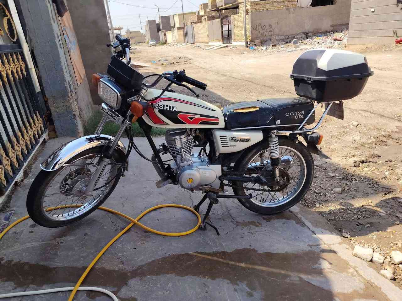 دراجة ارشا موديل 23 رقم وسنوية
مكينة مفتوحة مرة بيهه ملاحظات بسيطة دراجة نظافة كدامكم بالصور يرادلهه ترتيبات 
الشراي يتصل 
***********
