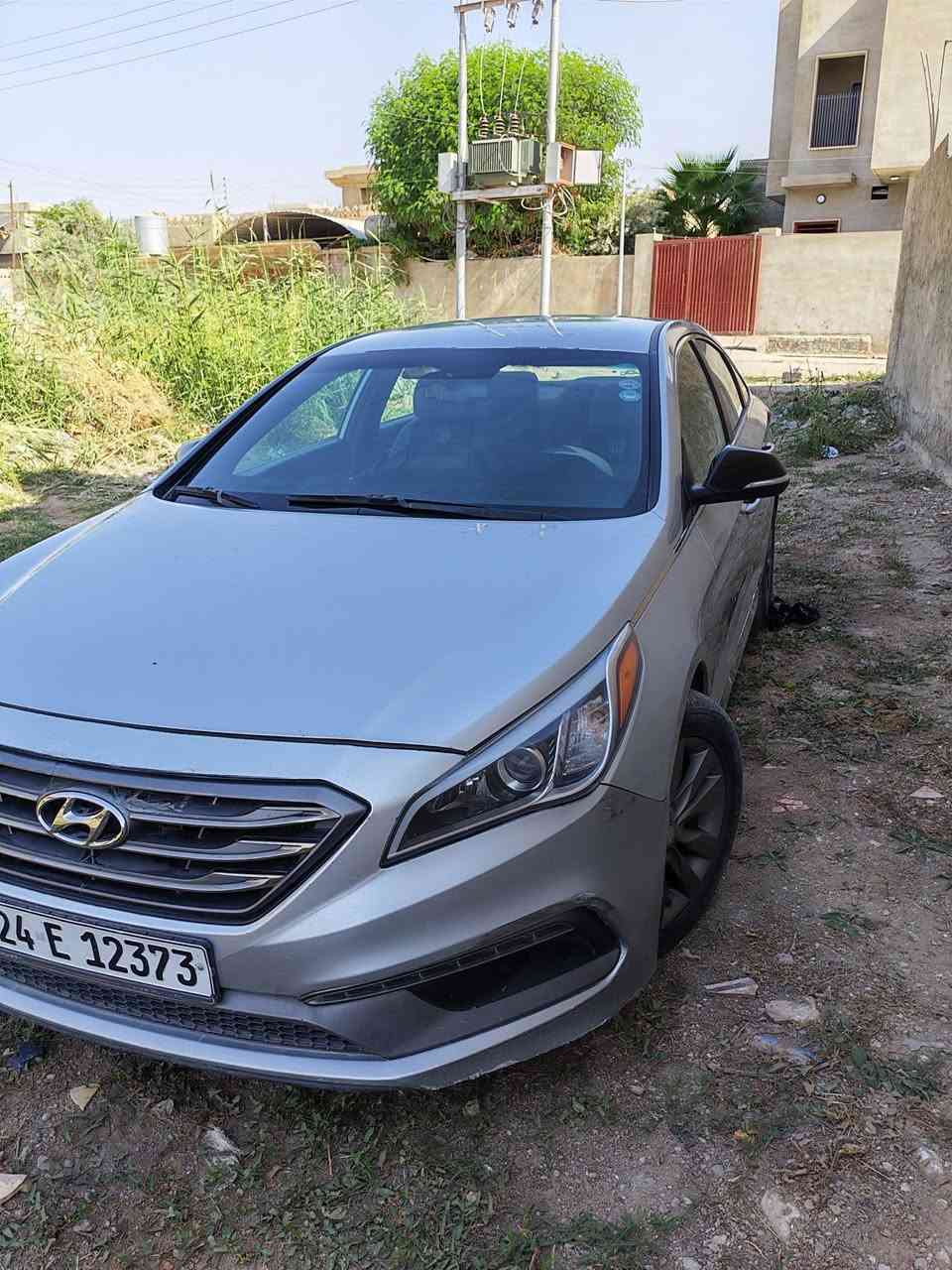 سوناتا ١٧ سبورت  بدون صبغ ولاتبديل السعر ١١٨ مجال بسيط *********** وتساب مكان السياره موصل تلعفر
