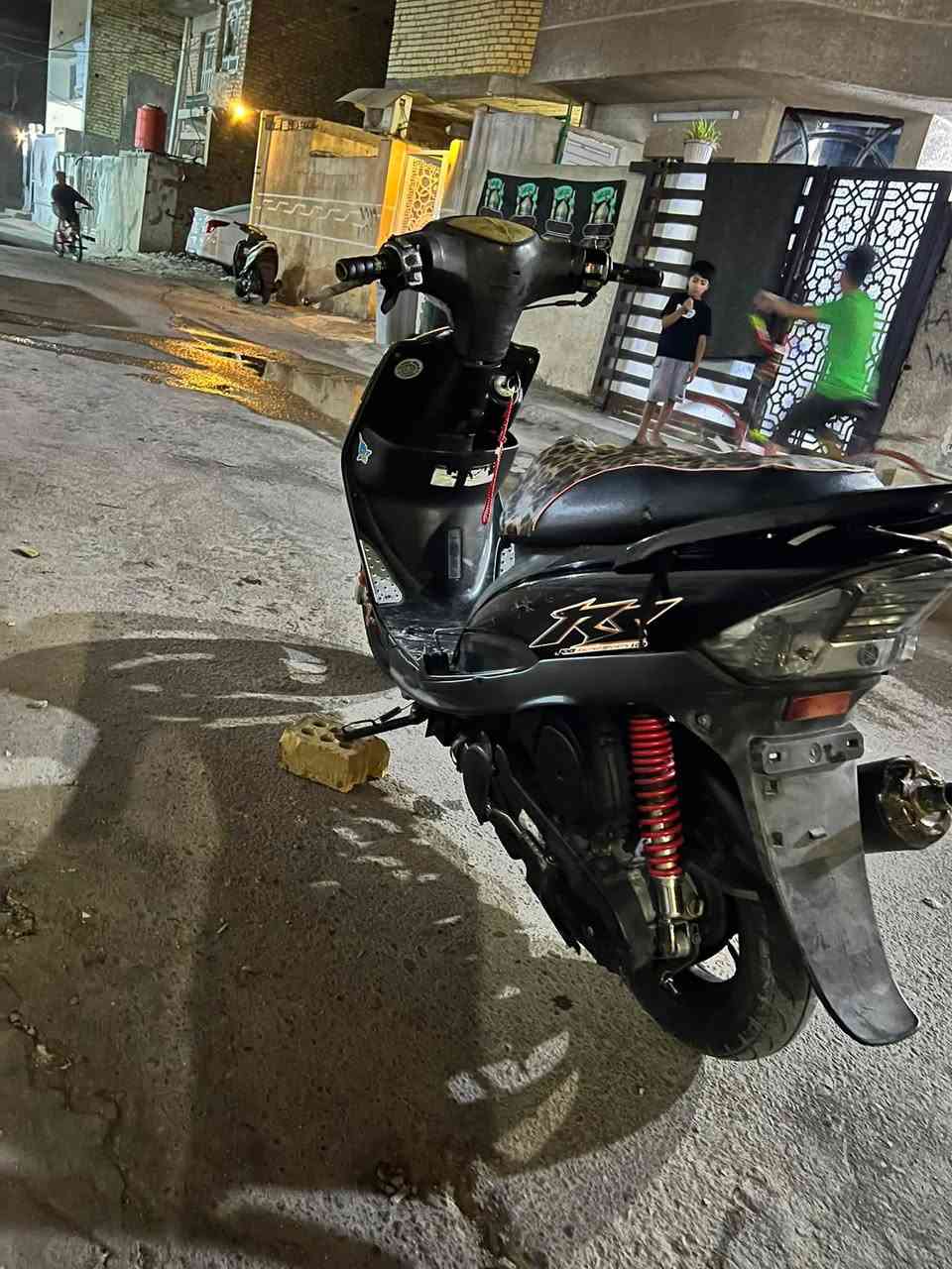 سلام عليكم دراجه ماكس عدله 120 نضيفه مكنيه ناعمه سلف هندر كهربايات كله شغاله ما ناقصه اي شي مكاني شعله زراعي خطيب شارع حشد سعر400 بيه مجال ***********واتساب فقط
