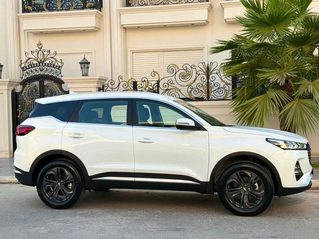 chery tiggo7 pro 2024 شیری تیگۆ7 پرۆ  
سفر کیلومتر نیو مواسەفاتە واتا بێ پانۆراما.. 
بەسمە شغال بسمەی دەرگا شەغال تبرید مرکزی برێک بەسمە ئۆتۆهۆلد گێچ الکترونی دوو مۆدی لێخورین تحکم ستیرن جام کارەبا
گێر و مەكینە و تەبرید هەموو شتێكی بەشەرت 
بێ بۆیاغ بێ ساردی دەعامی بۆ دەعامی بە شەرت 
تەنیا ٥  هەزار کیلومتر رۆشتوە زەمان شریکەیە و تەئمینە
رەقەم هەولیر و هەموو شتێکی تازەیە
نرخ :  🔥 ١٣٤ 🔥 وەرەقە و مەجالێكی كەم 
ژمارە مۆبایل. *********** واتساب أربيل, العراق
