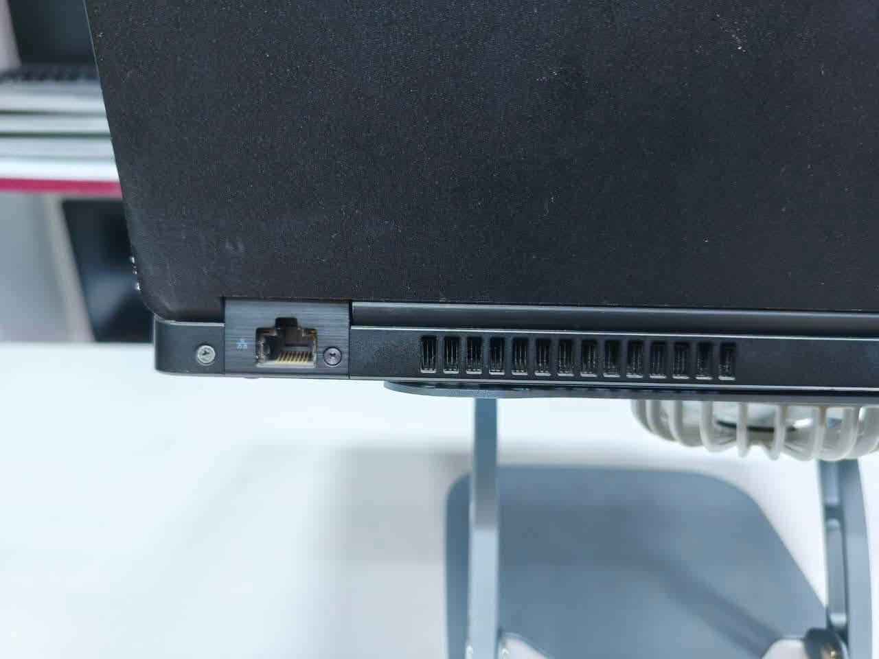 لابتوب الأداء القوي والسرعة الفائقة Dell Latitude 5490
بمعالج Cor i7 وجيل8 ،وكل هذا  —  وبسعر 380الف فقط🔥

إذا تبحث عن لابتوب يجمع بين القوة، الخفة، والاعتمادية للمهام الصعبة، الدراسة، أو العمل.. فهذا الجهاز هو خيارك الأفضل

—أبرز المواصفات: 
-معالج: Core i7 U  
-الجيل: الثامن
-التخزين: 256GB SSD M.2
-الرام: 16 GB DDR4
-الحجم: 14 FHD
-كرت الشاشة:Nvidia MX130 2 gb

🚕 التوصيل مجاني لجميع المحافظات 
—الملحقات: 
🔌شاحنة اصلية
🖱️ماوس
💼جنطة 
تواصل واتساب: ***********

نص مكتوب في الصور:
- System Information
- Time of This Build: Wednesday, April 3, 2025, 11:29:23 AM
- Computer Name: DESKTOP-DB444B0
- Operating System: Windows 11 Pro 64-bit (10.0, Build 26200)
- Language: English (Regional Setting: English)
- System Manufacturer: Dell Inc.
- System Model: Latitude 5490
- BIOS: 1.41.8
- Processor: Intel(R) Core(TM) i5-8350U CPU @ 1.70GHz (8 CPUS), ~1.9GHz
- Memory: 16384MB RAM
- Page File: 5677MB used, 15212MB available
- DirectX Version: DirectX 12
- WHQL Signatures:
- DxDiag 10.00.26100.0118 04:08 Unicode Copyright © Microsoft, All rights reserved.
- Task Manager
- Performance
- CPU
- 1% 1.34 GHz
- Memory
- 5.7/15.8 GB (36%)
- Disk 0 (C:)
- SSD (RAID)
- 0%
- GPU 0
- Intel(R) UHD Graphics 620
- GPU 1
- NVIDIA GeForce MX130
- 3D
- Copy
- Compute_0
- Compute_1
- Dedicated GPU memory
- 0.0/2.0 GB
- Control Panel WeChat Firefox Outlook
- 11:37 AM
- 4/9/2025
