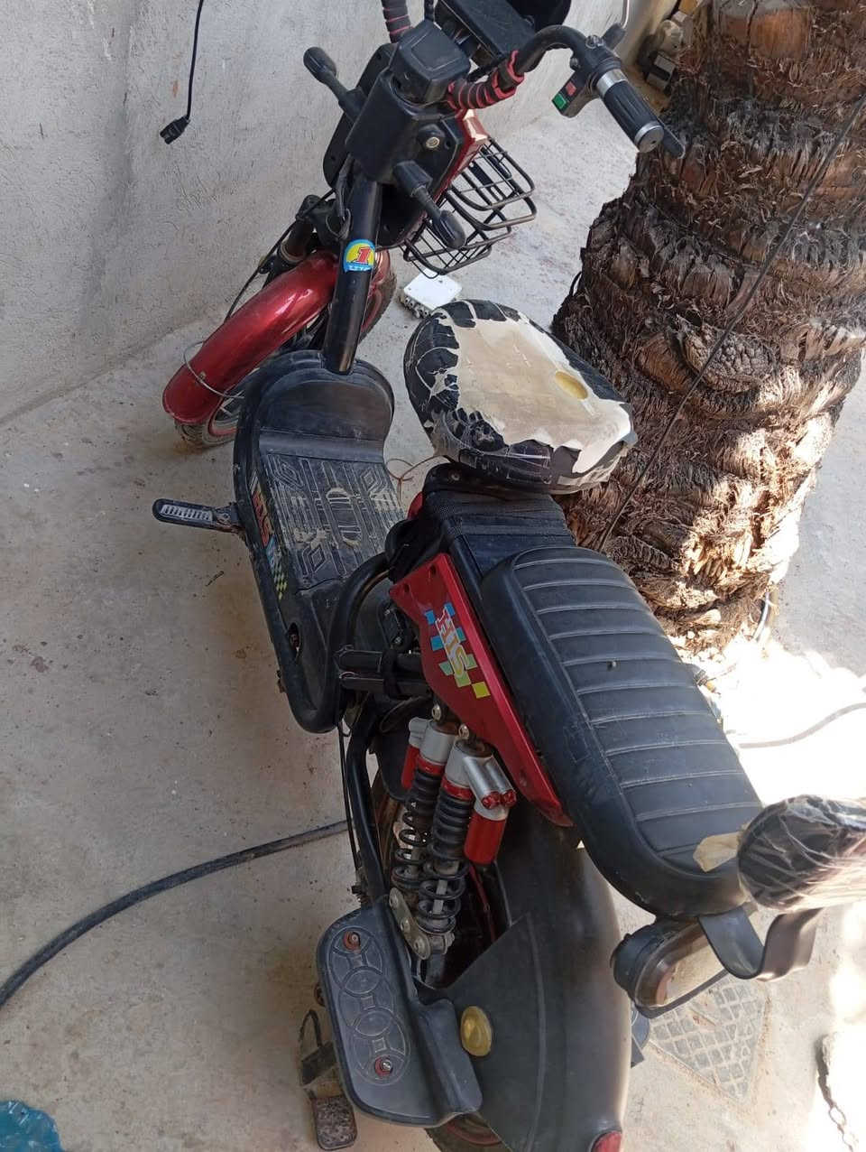 ماطور شحن يمشي من35كيلو الى 40كيلو سرعه65مكلفني340الف ابيع250الف بي مجال قليل بغداد ابو غريب مكانه رقم الهاتف***********
