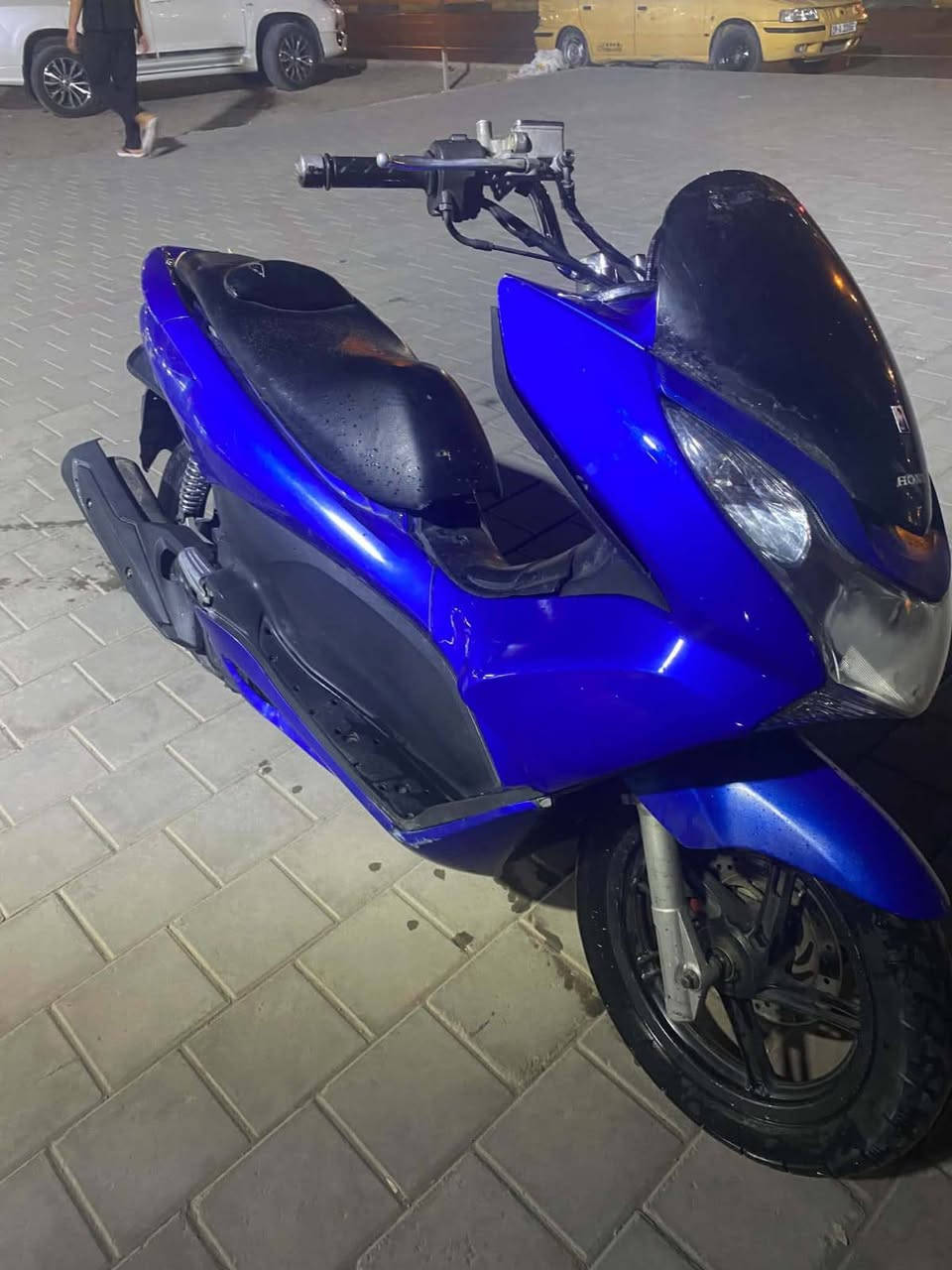 PCX • ١٥٠ • الجيل الاول