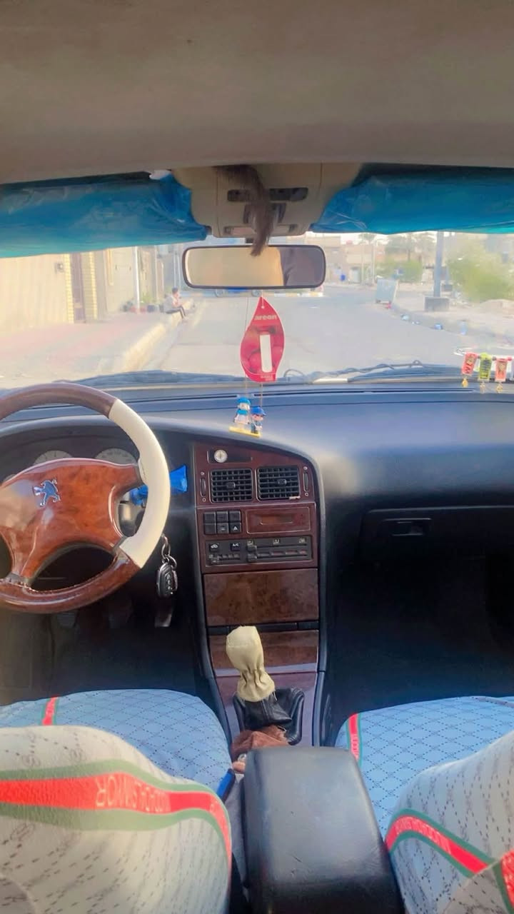 بيجو باص • موديل ٢٠١٣ • رقم بغداد