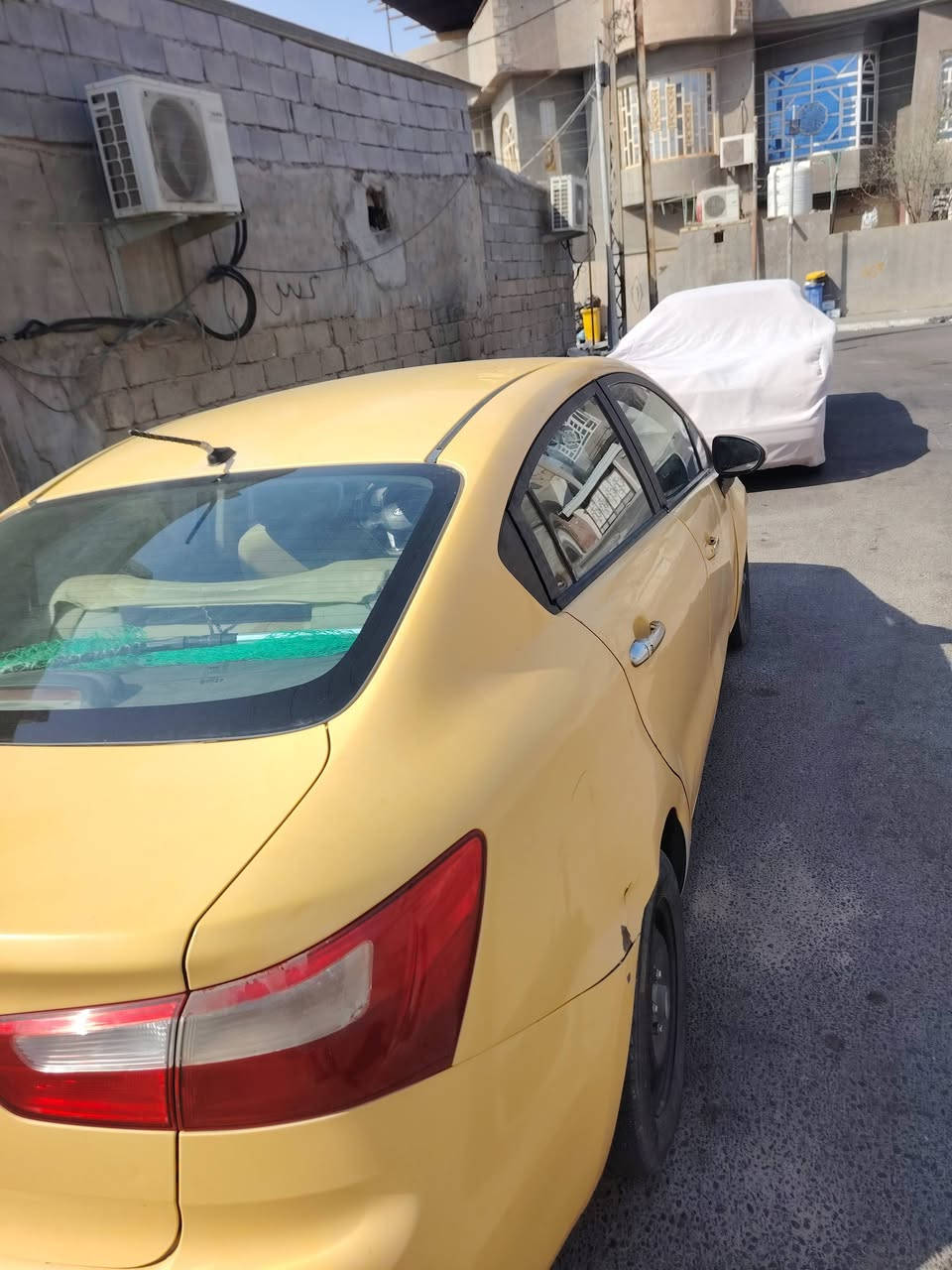 السلام عليكم
للبيع  سياره كيا ريو موديل  13  خليجي
رقم  ميسان راعيها  بالبصره  تحويل بأي وقت
المكينه بيها خيط تبخير  كير اوتماتيل جديد تخم تاير حداديه الخلفيه نص عمر  والكدام زينه  السعر 62 وبيها مجال  وهذا رقمي  ***********
