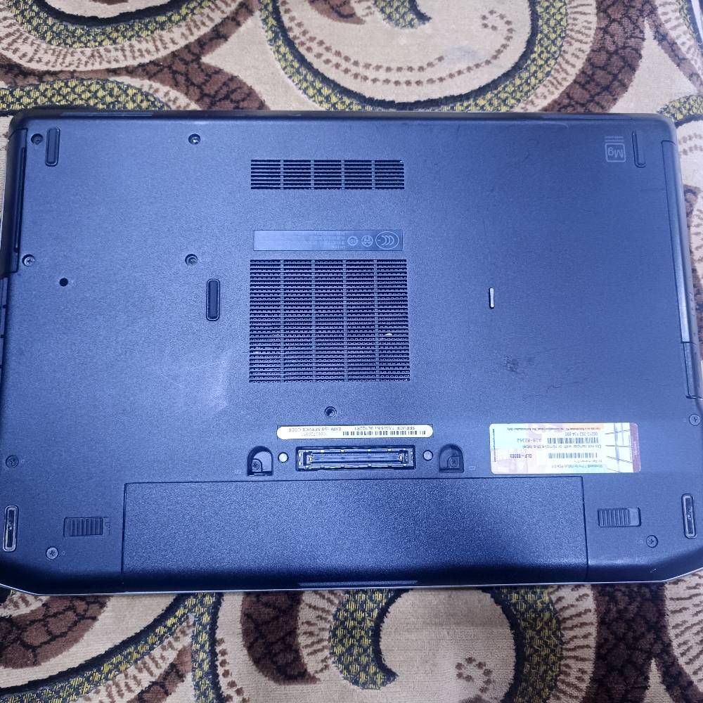 DELL LATITUDE 6420 • Core i5 الجيل الثاني • رام 4GB