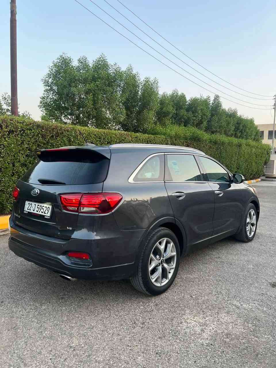السلام عليكم 
سورنتو v6.   3800 وارد امريكي
عداد المسافه 112 الف mi
كشن كهرباء 
شاشه كبيره 
تحكمات جهتين 
7 راكب 
بجم محدث خليجي فول 
بيه صبغ 4 قطع اثر خدوش و حافه القماره
 اي نقص ما بيها كفاله لغد شاصي محرك گير حداديه   السعر   157$   وبيها مجال 
للتواصل ***********
