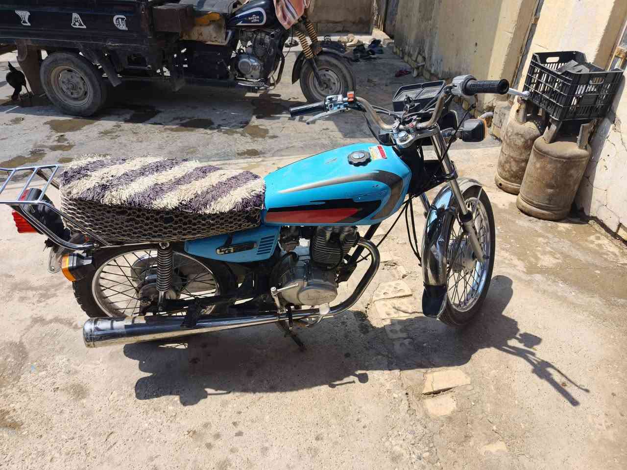 اربعه كير للبيع مديل 20اوراق اصوليه مكاني الكوت الشهداء السعرر550
***********
