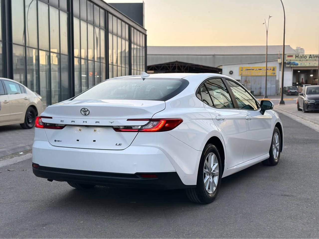 TOYOTA CAMRY 2025 LE HEV
مواصەفات کامێرا بەصمە شاشە تەبرید لەمس ڤۆلیۆم سوکان مۆبایل چارج سێ مۆدی لێخوڕین برێک بەصمە گێچ ئەلکترۆنی تەبرید مەرکەزی دەبڵ گێڕ EVمۆد ڕاداری پێش و دووا و خەتی جادە ڕاداری ئاوێنە تەنها ١٣،٠٠٠ مایڵ ڕۆشتووە سەیارەکە زۆر جوانە هەموو گیانی بەشەرت هیچ نوقسانیەکی تییانیە پێش و دووای کەپسە بێ ناوگرتن بێ ئێرباک بێ پارچە گۆڕاو بێ سارد هەمووی بەشەرت
نرخ :-٢٣٨
*********** السليمانية, العراق
