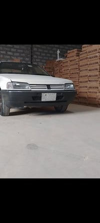 بيجو روا ٢٠١٠ خصوصي للبيع بيها خياسات وبيهه طخه بالصندوق سياره مامصبوغ...