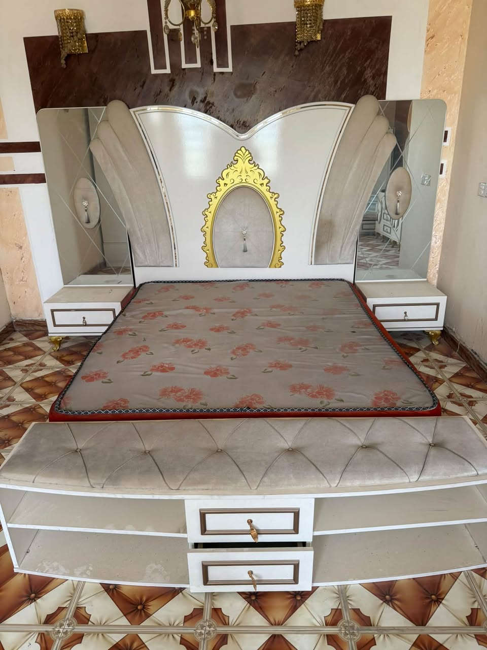 غرفة تركية • ٨ قطع • بغداد الشعله