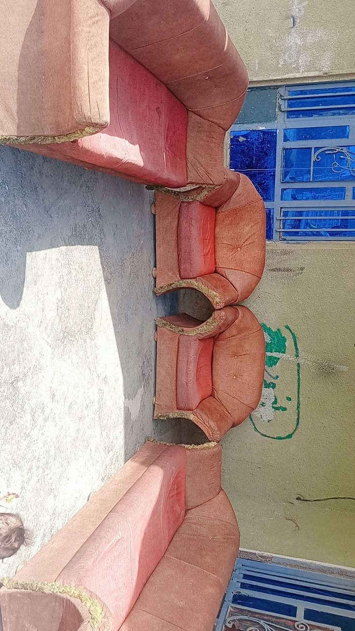طقم كنب • ٨مقاعد • حي النصر