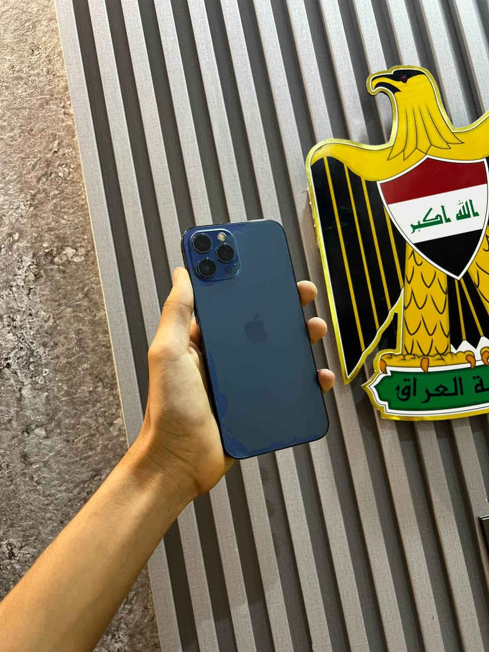 سلام عليكم 12 برو ماكس ذامره ٥١٢ نضيف مبدل بطاريه وضهر وهسه ضهره صاير بي هاذ لون من وره الثنر  وبطاريه مابي شي يعني لبقيه كله مكفول  شرط اصليه شرط جهاز نضيف ومرتب وذامرته ٥١٢ سعره ٣٨٠ مجاله بسيط   مكان طارميه تواصل خاص او واتساب عل رقم ***********

نص مكتوب في الصور:
- 7:51
- حالة البطارية والشحن
- >
- رسالة مهمة حول البطارية
- غير قادر على التحقق من أن هذا الـ iPhone يحتوي على بطارية أصلية من Apple. قد لا تكون التفاصيل الواردة من هذه البطارية دقيقة.
- لمعرفة المزيد
- ١٠٠٪
- الحد الأقصى للقدرة
- هذا قياس لقدرة البطارية مقارنة بقدرتها عندما كانت جديدة. قد تتسبب القدرة المنخفضة بتقليل ساعات الاستخدام بين عملية الشحن والأخرى.
- أقصى قدرة للأداء
- الـ iPhone غير قادر على تحديد عمر البطارية.
- شحن البطارية المحسن
- للحد من استنزاف عمر البطارية، يتعلم الـ iPhone من عادات الشحن اليومية، بحيث ينتظر ولا يتجاوز ٨٠٪ حتى يحين موعد حاجتك إلى استخدامه.
- ٧:٥١
- حول
- الاسم
- < iPhone
- إصدار iOS
- < 26.6.1
- اسم الطراز
- iPhone 12 Pro Max
- رقم الطراز
- NG9N3LL/A
- الرقم التسلسلي
- G0NF102H0D4C
- انتهت صلاحية التغطية
- سجل تاريخ القطع والخدمة
- الأغاني
- الفيديوهات
- ٩٥
- الصور
- ٥١٣
- التطبيقات
- ٣٢
- السعة
- ٥١٢ غ.ب:
- متوفرة
- ٤٢٧,٩٧ غ.ب: