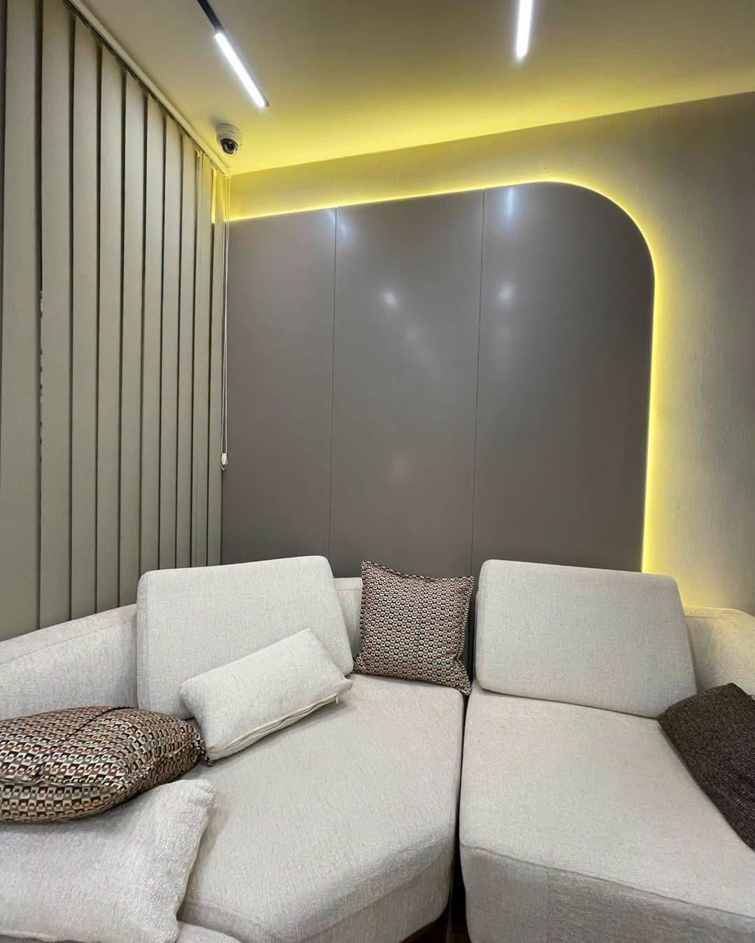 شركة روز  للمطابخ الحديثة 

تنفيذ ديكور مكتب هندسي في منطقة الحارثية 

✨ حوّل مساحتك إلى لوحة فنية متكاملة ✨

نقدم لكم أحدث أعمالنا في
🔹 تغليف جدران فاخرة
🔹 ورق حائط بتصاميم عصرية وكلاسيك
🔹 ديكورات HDF أنيقة وعملية
🔹 إنارة مخفية تعطي أجواء راقية ولمسة فخامة

✔️ تنفيذ دقيق بأعلى جودة
✔️ تصاميم تناسب جميع الأذواق
✔️ إشراف كامل من الفكرة إلى التسليم

📍 اجعل منزلك أو مكتبك يعكس ذوقك الحقيقي

للحجز والاستفسار  اكثر يرجى الاتصال عبر الارقام التالية 

‏              

***********

***********

بغداد – العامرية
شارع المنظمة
عمارة بلاتنيوم – الطابق الأول
بالقرب من مطعم صاج البديع

#تصميم #مطابخ_حسب_الطلب #تصاميم #ريلزات #انستقرام #هاشتاج #كركوك #مطابخ #تصاميمي #كربلاء #تصاميمي #تصويري #مطابخ #مطبخنا #النجف #البصرة #الانبار #انستا #انستغرام #العراق #خاص #الديكورات #ديكوراتي #ديكوريشن #تركي #ديكورداخلي #ايطاليا #المحافظات #الرمادي #منزل
