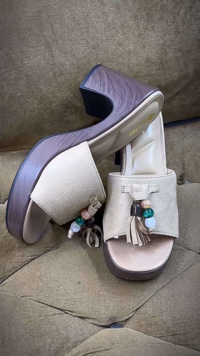 شحاطة كعب • ٣٧-٤١ • مناسب للطلعات
