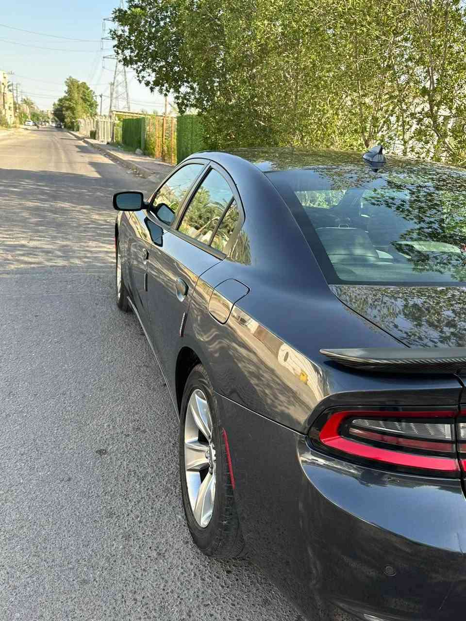 السلام عليكم 
جارجر sxt فول واحد ع واحد موديل 2018 
للبيع حادثه فقط طخه بل بجم يعني دعاميه بدون ايرباك بدون دواخل 
السياره عليه ادامه كامله ماكو بيه نقص برغي 
بيه البنيه صبغ اثر جراد 

العنوان الدوره الميكانيك 
للاستفسار    ‭***********
‬ ***********
السعر 182 بيه مجال قليل 
 بدون مراوس  بدون اقساط بغداد, العراق
