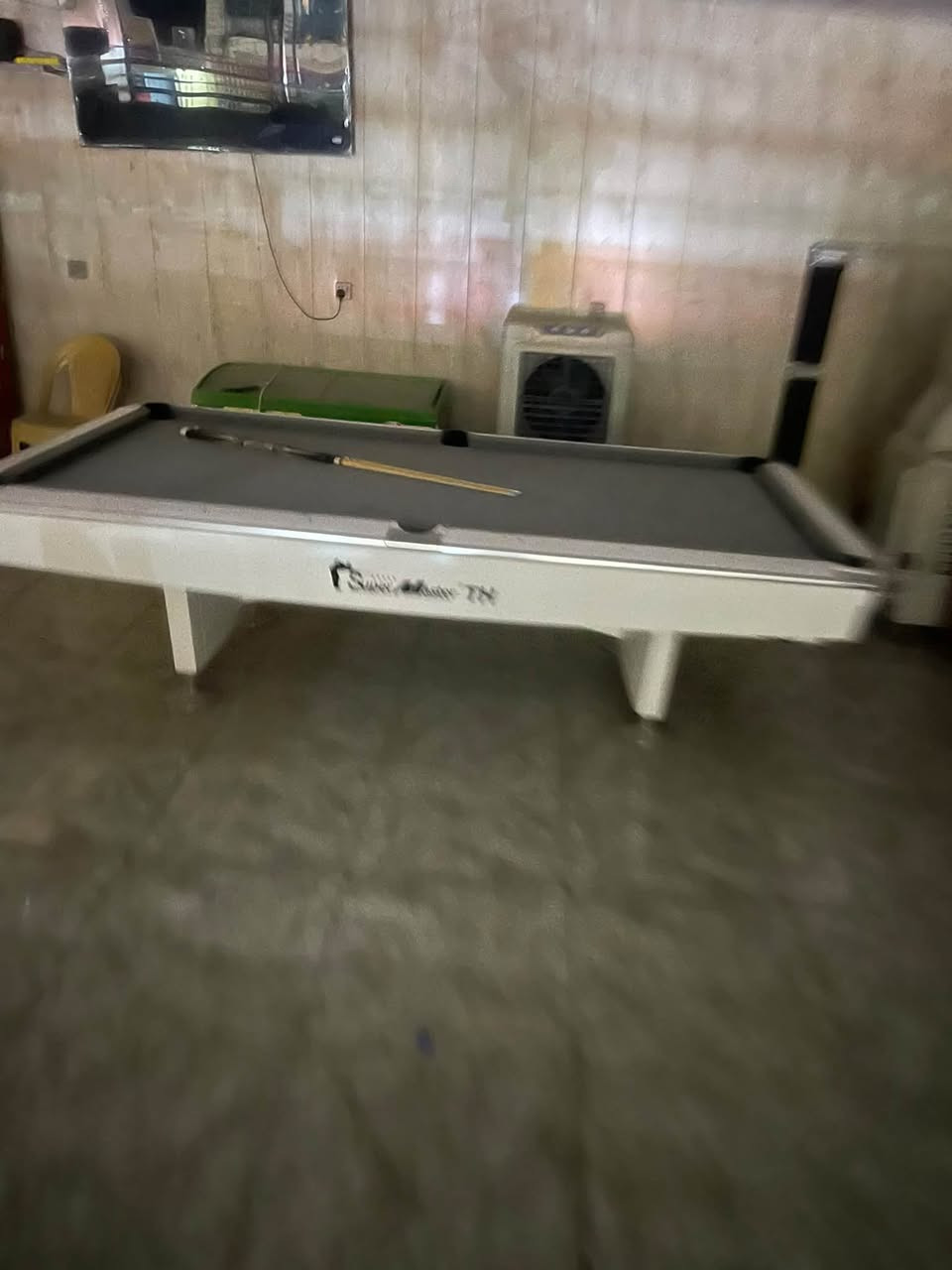 ميز بليارد للبيع سوبر ماستر المكان بغداد الاعظميه
*********** 
***********
