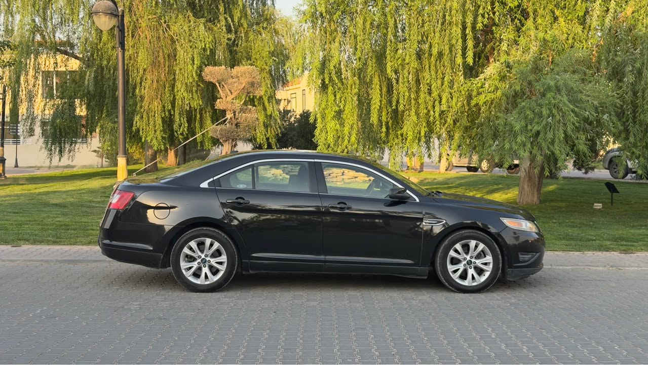 فۆرد تۆرەس ٢٠١٠ Ford Taurus2010
مواسەفات SEL ئەمریکی 
کۆدی دەرگا 
ئاوێنە هیتەر 
دوو زۆنی تەبرید 
گێری سوکان 
پاتری تازەیە
١٣٨ هەزار کیلۆمەتر ڕۆشتوە
سەیارەی ماڵی خۆمانە لە ٢٠١١ 
لای خۆمانە بێ دەعم و بۆیاخ 
ئەو چاڵ و کارتەی هەیە کەلە سۆنەرەکەیا دیاریکراوە 
سەنەوی بەناوی خۆمانەوەیە و هەتا ٢٠٢٨ تازەیە 
نرخی ٩٤ وەرەقە 
*********** السليمانية, العراق
