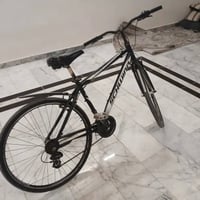 بايسكل c700  حجم 28 الألمنيوم مواصفاته حلوه السعر 100 العنوان بغداد ال...