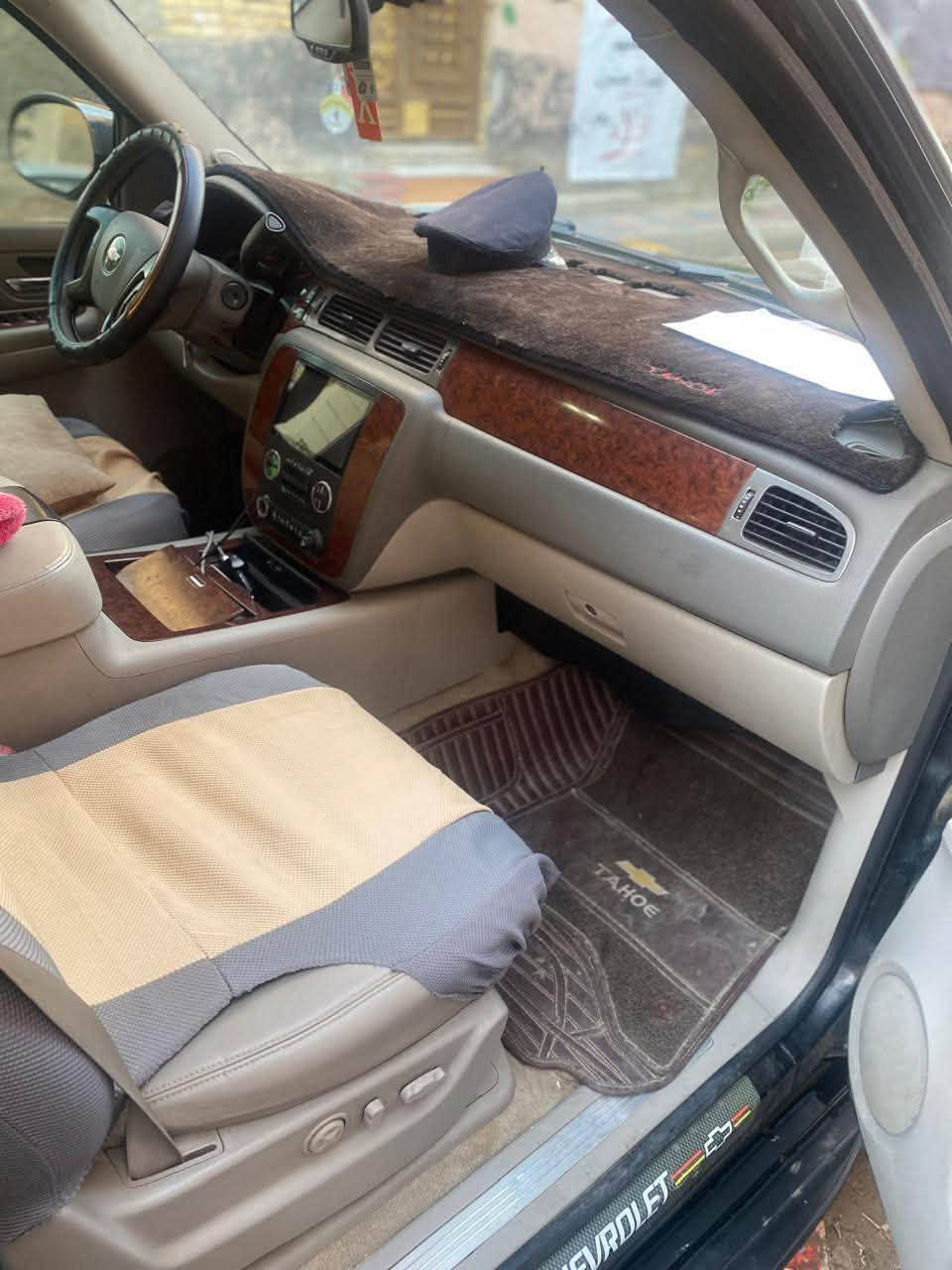 السلام عليكم
تاهو 2008 LTZ  فول مواصفات 

كشنات جلد شاشات بل كشنات 

تبريدها ثلج حساسات مثبت سرعه 

ما يحتاج احجي بفخامه الأمريكي 

بيها أماكن رش صبغ للجماليه مكفوله من الحادث 

تايرات جدد مكفول من الكص 

سعرها 165 وبيها مجال للشراي 

 ترهم بيع او مراوس 

***********

اتصل وبيك خير وتدلل
