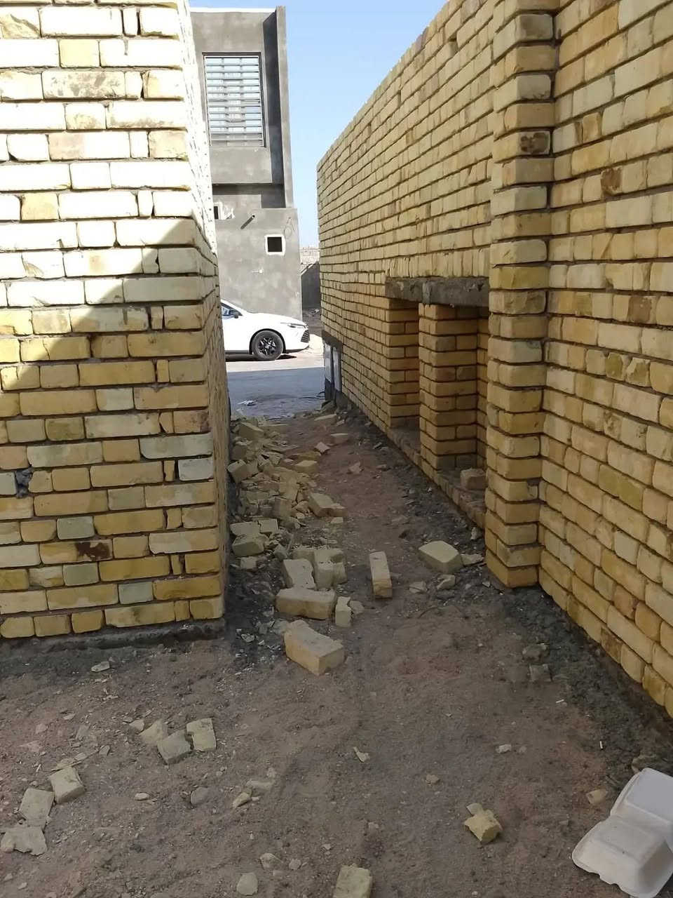 سلام عليكم كادر بناء نشتغل دبل 350شغل نضيف ***********
