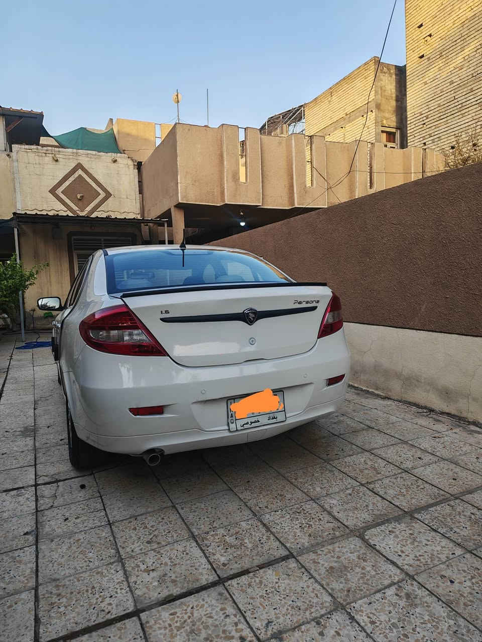 السلام عليكم
بروتون بيرسونا ٢٠١٣ رقم بغداد كير اوتماتيك كير محرك تبريد كلها تمام صدر مبدل جديد تخم تاير جديد باتري جديد السيارة مسويلها ادامه كامله من بلكات ونوزلات شاشه اندرويد كامرة دوشمه جديده وكامله ان شاء الله
بيه صبغ بهال الجاملغ الخلفي ماطور طخها طخه بسيطه و بجنطه مكان السبايدر من شلته انصبغ مكانه 
مكان السياره بغداد الكرخ
*********** واتساب فقط
السعر ٦٠ ورقه وبيها مجال جدا بسيط

