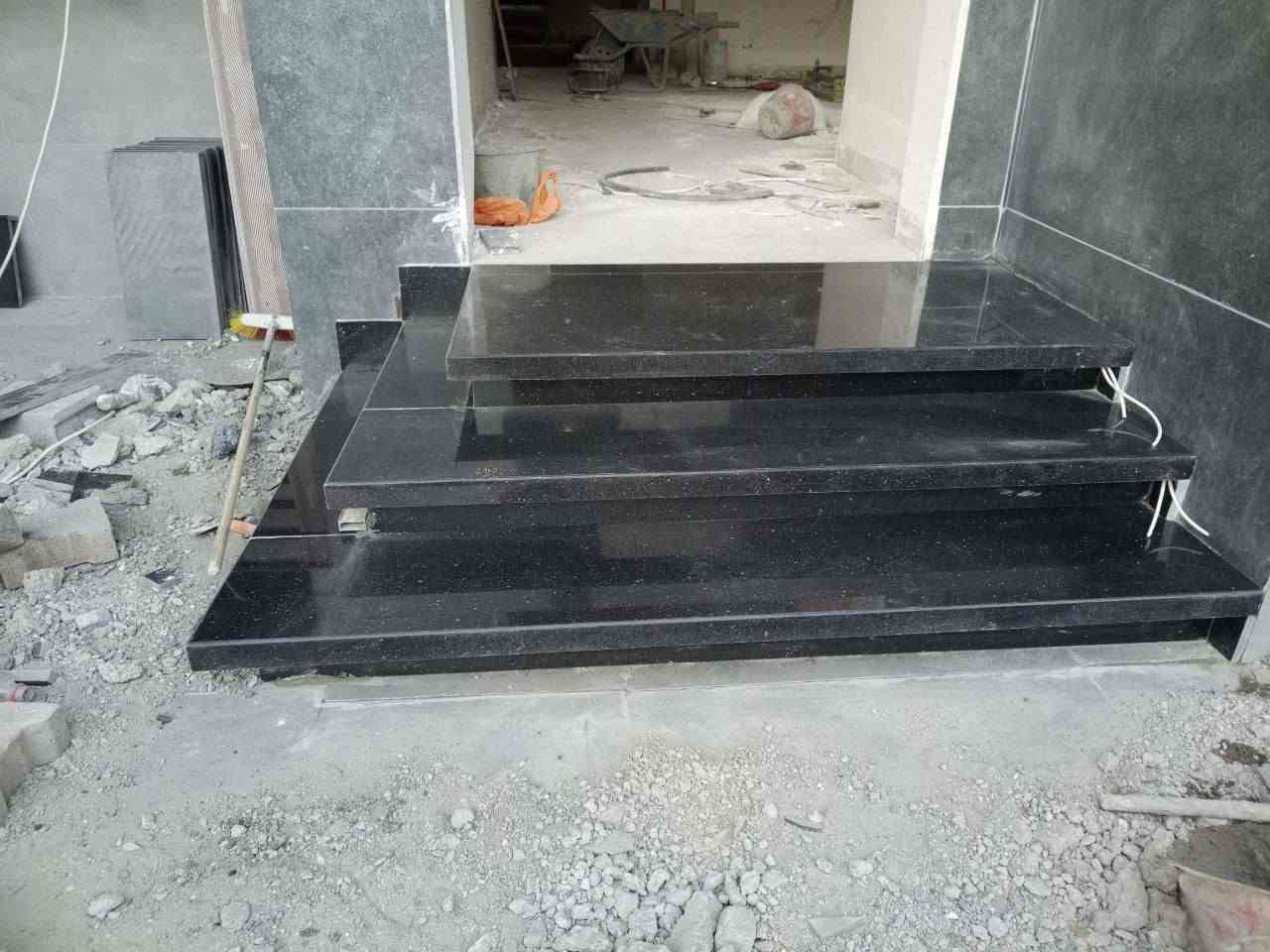 اسطة سيراميك • ارضيات • جداري