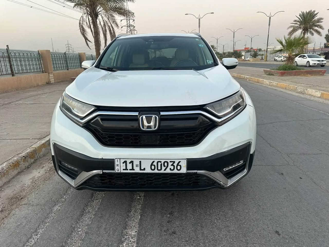 السلام عليكم ورحمة الله
هوندا CRV وارد امريكي

موديل ٢٠٢٢

أعلى فئه Touring 

فول مواصفات

كشنات جلد وكهربائية 

تدفئه كشنات

قطعتين تبريد

داخل لونين 

نضام صوتي Bose

سيارة كلشي على البلاد

ماشيه 104 الف كيلو

ضررها موضح بالصور 

فقط بارد بالبونيد والجاملغ

رقم بغداد شرط التحويل

مكانها تكريت

للاستفسار   ***********.  

205 $$
