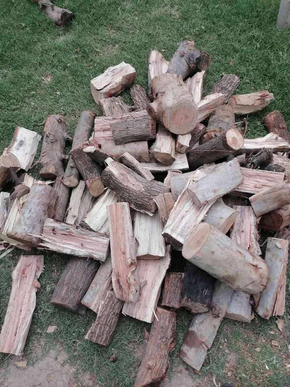 حطب يابس • كواني • توصيل