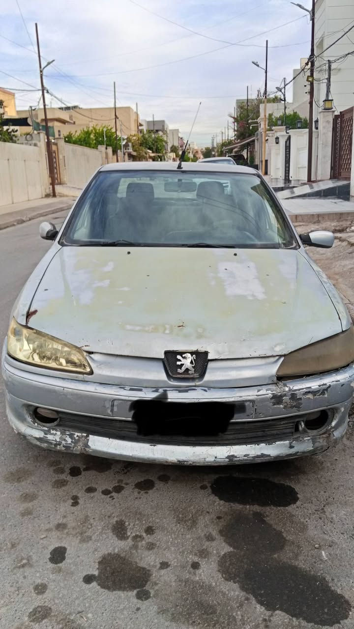 بيجو • ٢٠٠١ • رقم اخضر
