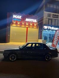 بي ام دبليو E30 • موتور 2.8 • جير يدوي