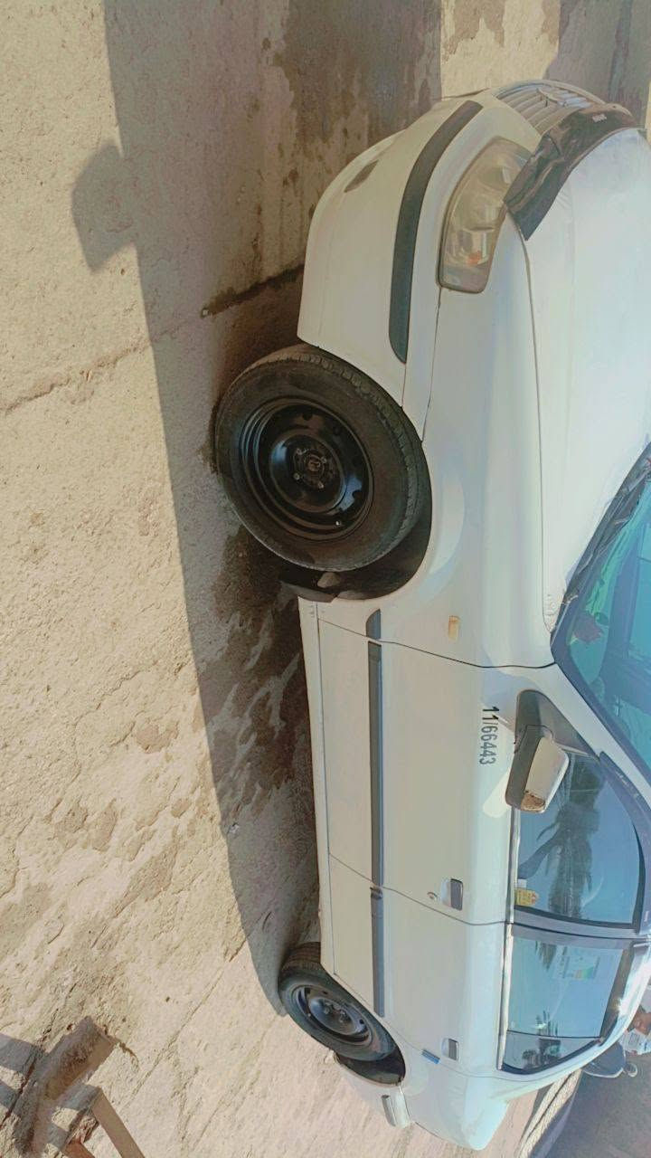 السلام عليكم موديل 11بيها مكينه وكير مكفوله حداديه جديده تخم تاير جديد تبريد ثلج مداور ثاني يوم رقم نكاليزي بسمي35بيها مجال كربلاء طويريج شارع اربعين ***********

