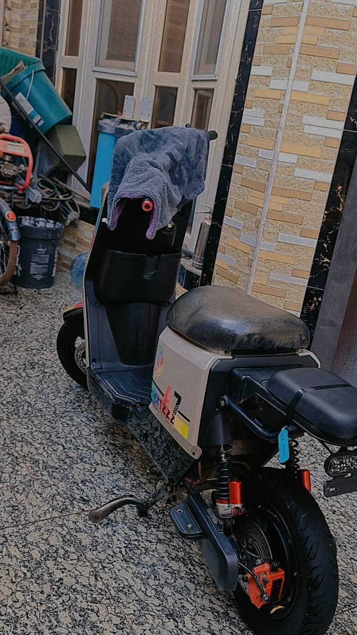دراجة شحن R7 • بطاريات جديدة • كوت الخاجيه