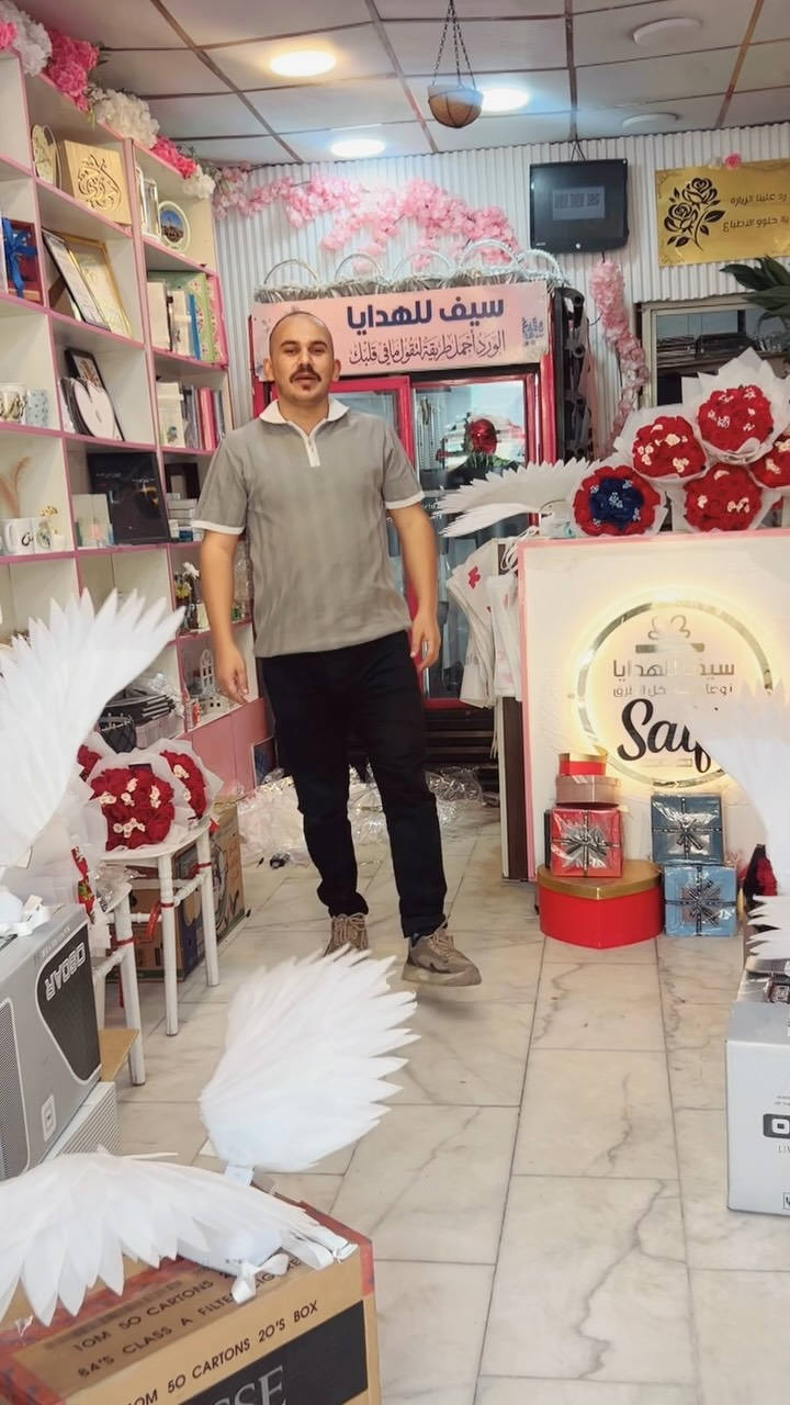 مباشر من مكتبة سيف للهدايا ♥️🪽

اهلازبائنا الكرام الجناح المتحرك خلص 😅😑

بقى الثابت حاليا متوفر مثله بس ثابت يطلع سعره 25 مع البوكي

#هدايا #العراق
