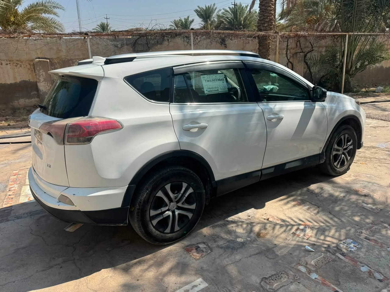 راف فور موديل18 سياره مال بيت  بيهه قطعتين سعر165 اتصال***********
