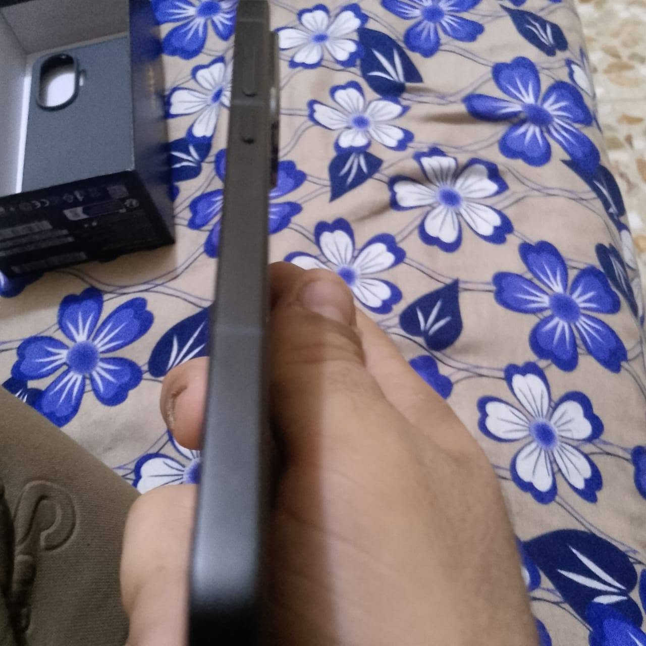 الكتابة
📱 للبيع Poco F7
🔹 الذاكرة: 512GB
🔹 الجهاز نظيف وحالته ممتازة
🔹 أداء قوي وسريع، مناسب للألعاب والاستخدام اليومي 🎮🔥
🔹 الشاشة ممتازة والكاميرات واضحة
🔹 البطارية: ممتازة 🔋
🔹 الجهاز خالي من المشاكل وجاهز للاستخدام
💰 السعر: [. 525]الف وبيه مجال بسيط جهاز اخو الجديد ملحقاته كامله وياه 
📍 المكان: السماوة 
📩 للتواصل والاستفسار راسلني واتساب ***********

نص مكتوب في الصور:
- حول الهاتف اسم الجهاز POCO F7 التخزين 528ج.ب/83.8ج.ب (16ج.ب لتمديد المخزن) إصدار نظام التشغيل (ل POCO 3.0.302.0-WOLMIXM.C06 إصدار Android 16 BP2A.250605.031.A3 تحديث أمان نظام Android 2026-05-01 المواصفات والمعلومات التفصيلية النسخ الاحتياطي والاستعادة الدعم وضع الإصلاح إعادة ضبط إعدادات المصنع الشهادة