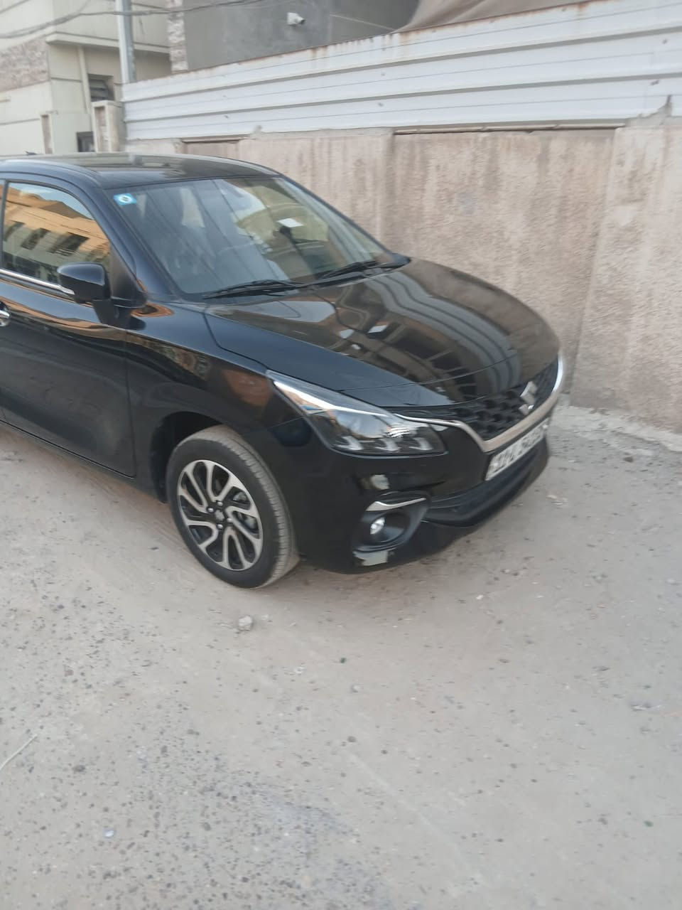 زازوكي بالينو حره زيرو ماشيا  9800  4سلدر  بصمه اربع كامرات هوايا مواصفات بيها مديل2024 كفاله كل السياره اخوان السياره زيرو بالعافيه علياخذها رايدها ١١٥ ورقه  بشركه ١٤٠ ورقه سياره بسمي موجوده بالسيديه تحويل ثاني يوم السياره فول مواصفات رقمي***********
