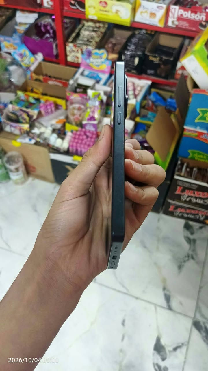 بوكو X7 • رام ٢٤ • شاشة مخدوشة