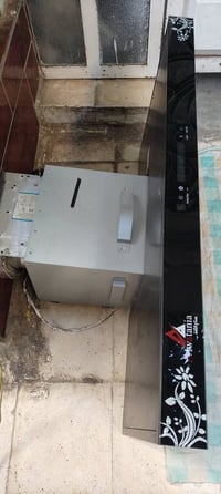 شفاط مطبخ • نظيفه • مستعمله