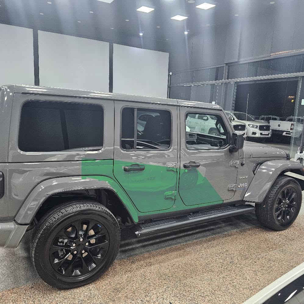جێب سەحارا  Jeep wrangler 2023 HEV. 
فول مواصفات. ڕەنگ سمنتی. دوو دەرگای بۆیاغە.
تەنیا  ٦٨ مایل ڕۆیشتووە. دەبل اکسل. 4X4
سعر تەنیا ٢٧٠ ورقە.  موبایل   ***********
مكان : أربيل.   ١٠٠ متری معرض تۆپ کارس أربيل, العراق

نص مكتوب في الصور:
- TOP CARS