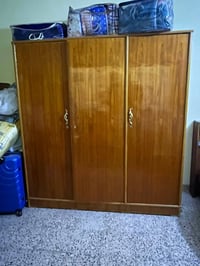 للبيع 3 بوب صاج نظيف جداً   رقمي 07840070005
