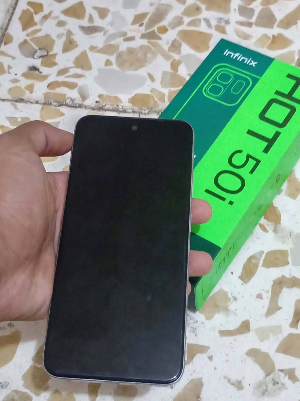 السلام عليكم
للبيع انفنكس هوت50i جهاز اخو الجديد 
شاشه 120هيرتز صوت ستيريو ذاكره 256
بصمه وجه بصمه إبهام بطاريه 5000
كامره48 ميكا بكسل مدعومه بذكاء الاصطناعي.
دبل خط خطين ورام جهاز بجيس نضيف كلش
السعر 200وبي مجال قليل 
إخوان رجاءا لموشراي لايعلق ويطي اسعار من كيفه يكسر بحلال مسلم تحياتي 
مكاني نجف 
رقمي ***********
