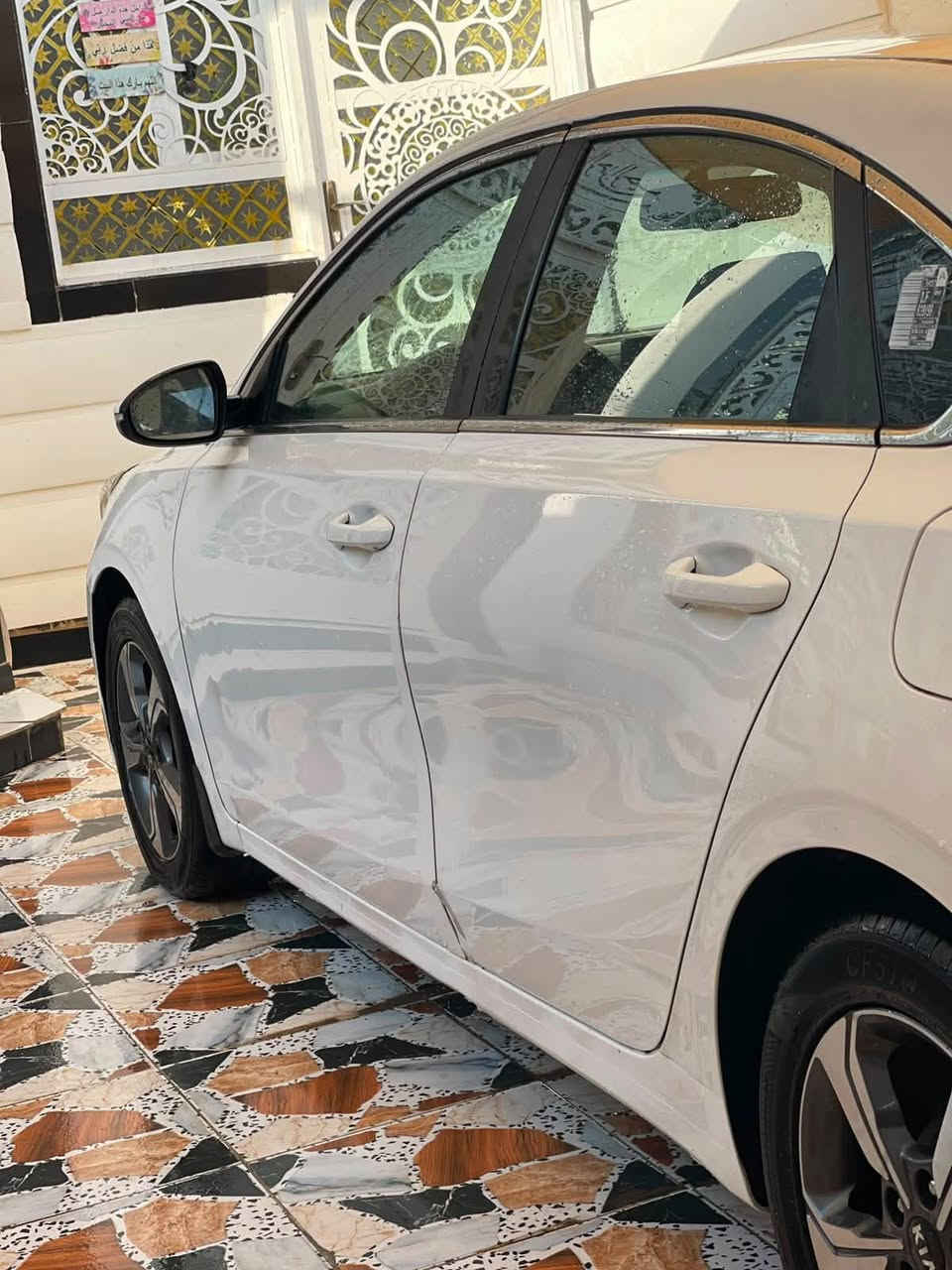 سلام عليكم كي سيراتو 2019تحويل ثاني ويم كفاله عامه فول من عدا البصمه الضربه هيج ع بارد أربع أصابع موضحه بلصوره سعر 135المكان صويره واني مكلف بنشر رقم صاحب السياره ***********
