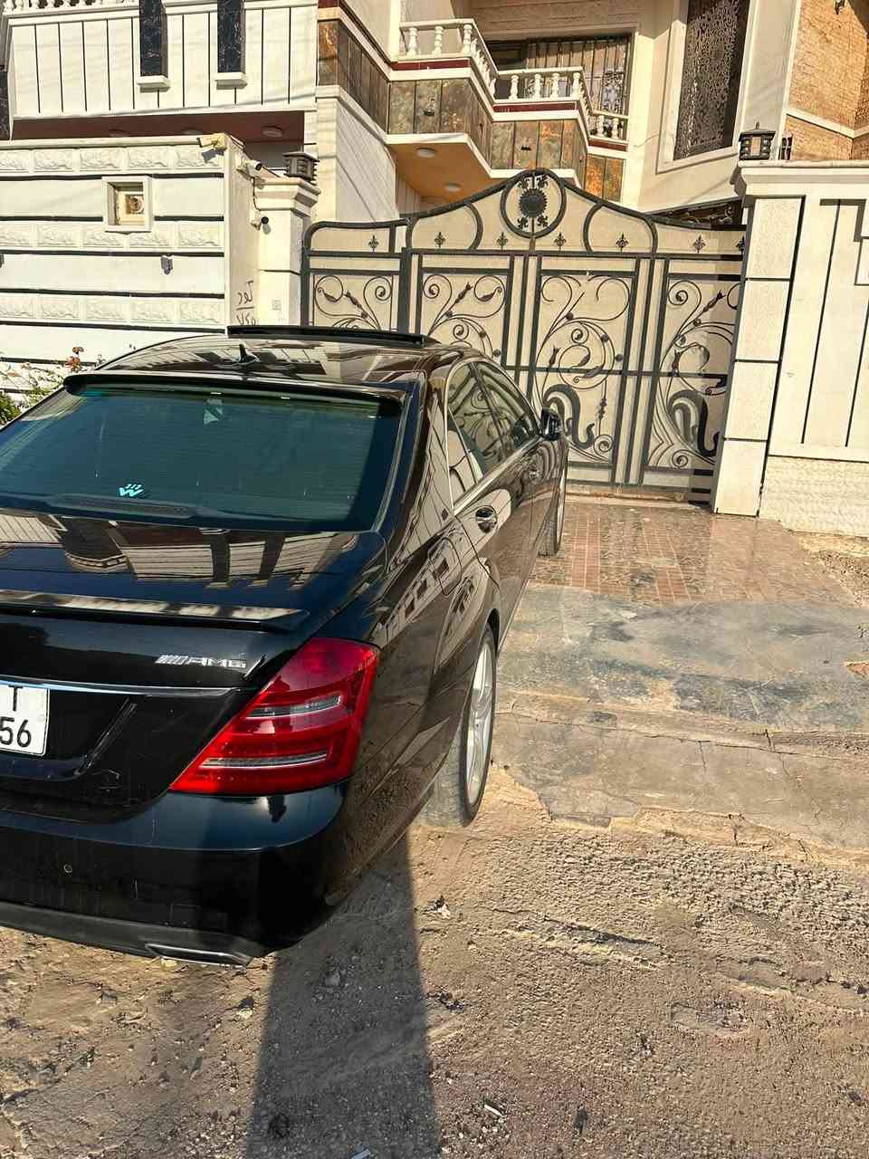 مارسدس S  350 اس  فول مواصفات سياره جديده لوك موديل 2009  باسمي خمس بردات كهرباء بوب شفط كلها ع وضع الشركه ترهم امراوس وترهم نقد  واذا بيكب رام بس كون باب طويل هم اراوس  مكاني الرمادي ***********
