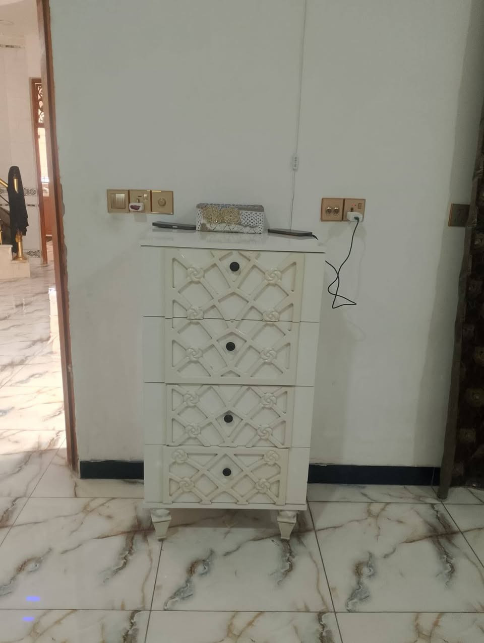 غرفه تركيه 8 قطع مابيها اي ضرر. تخم 10 مقاعد نظيف مابي اي ضرر... مكان بغداد جسر ديالى اي استفسار اتصلو ع الرقم ***********
