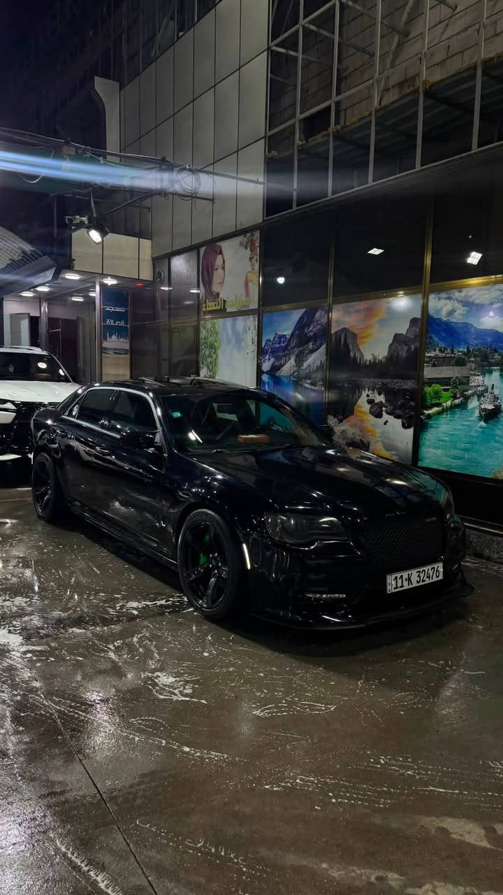 السلام عليكم اوباما 2020 V8 للبيع
للبيع 
كرايسلر اوباما 
موديل 2020
ماشيه 42 الف ميل
محرك 8 سلندر  5.7 لتر  ✈️ 

رقم بغداد باسم المالك  وتحول مباشر . 
مواصفات بلاتنيوم ومسويهه كلهه اسود بلاك اذشن مرتب 
عليها اضافات 
شوته رياضي
اكسل SRT
سقف روز رايز
دركه كاربون فايبر
لايت زنون عمل درجه اولى
كشنات تدفئه تبريد 
تبريد تدفئه بلاكواب ايضا
الداخل كله تغطيس عمل درجه اولى ولون راقي 
ويل نجمه خسفه قويه
تفريغ كامل مع منضومه بوابات ريموت مع برمجه رياضي سياره ( مداخله اي استعراض ) 
. 
حادث جاملغ لايمن مبدل بلاد اسود 
 اسود وفقط بنيد صبغ مع باب الصدر بارد فقط 
بانزين محسن وسوبر فقط ودهن اصلي السيارة متعوب عليها جداً وجاهزه للمتعه كا استخدام رياضي او استخدام يومي .
.
مكانها بصرة
رقم صاحب السيارة 
 ***********
.
