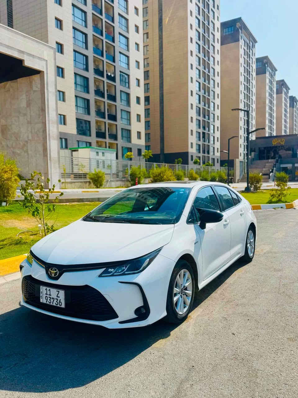سلام عليكم كورلا 2024 هايبرد ماشيه 23 على وضع وكالة جديده جدا ً. ومصروف عليها هواي كلش مكفوله كفالة عامة من كلشي مغلفة عازل حراري 
مواصفات 
🔹بصمة 
🔹اشاير بل مري 
🔹لايت زينون +كشافات زينون 
🔹ماطور لايت (يصعد وينزل )
🔹اوتو لايت عالي
🔹اوتو هولد 
🔹سايد بريك بصمة ذكي 
🔹زر EV  
🔹وضعيات قيادة 
🔹داخل جلد 
🔹دركة خياط 
🔹بك لايت لد +سبايدر 
🔹تبريد ❄️ ثلج  قطعتين 
🔹اكواب حار بارد 
🔹شاشة كار بلي بلوتوث 
🔹عدادات دجتل 
🔹قيادة ذاتية +رادار 
🔹تحذير عند خروج عند مسار +بريك ذاتي عند حاجة 
🔹منافذ طاقة امامية وخلفية 
🔹ويل كب 
مكاني بغداد الكرخ 
السعر 152 
***********
