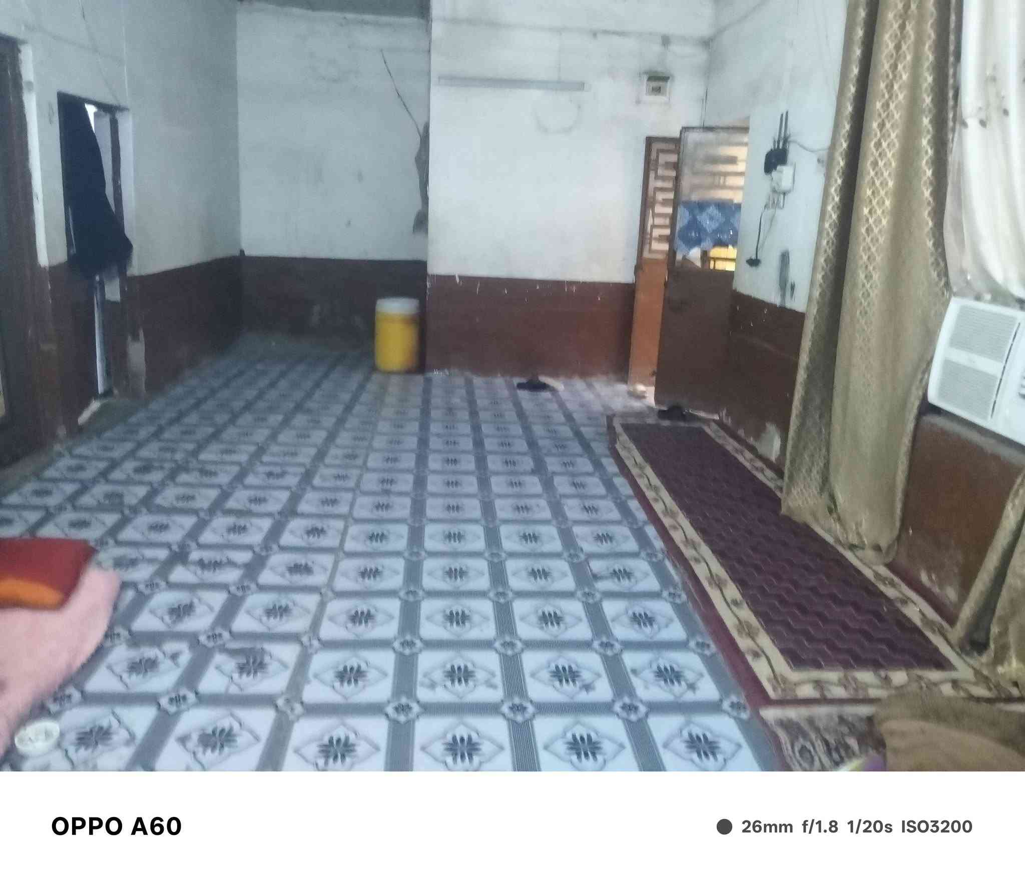 سلام عليكم بيت حواسم منطقه ال5000مقابيل مدرسه سلمان المحمدي  رقم***********
