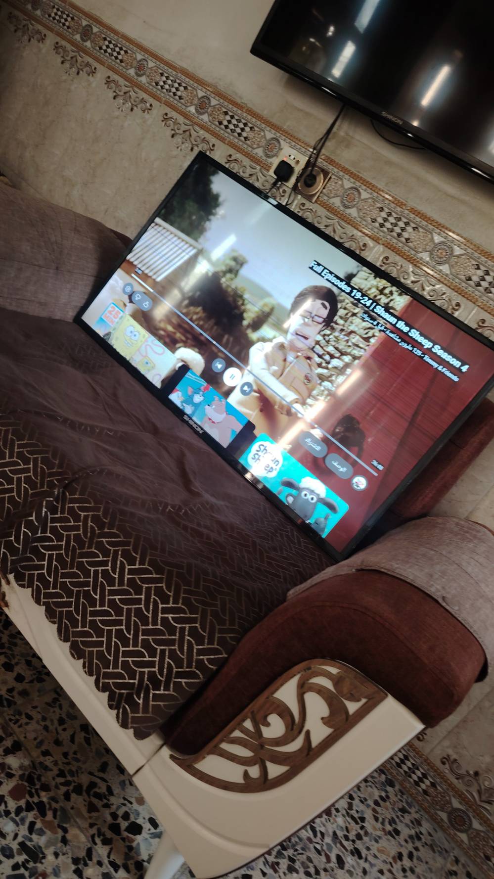 شينون • ٤٣بوصة • خطوط بالوسط