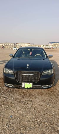 كرايسلر 300 • مديل ٢٠١٦ • حادث خفيف